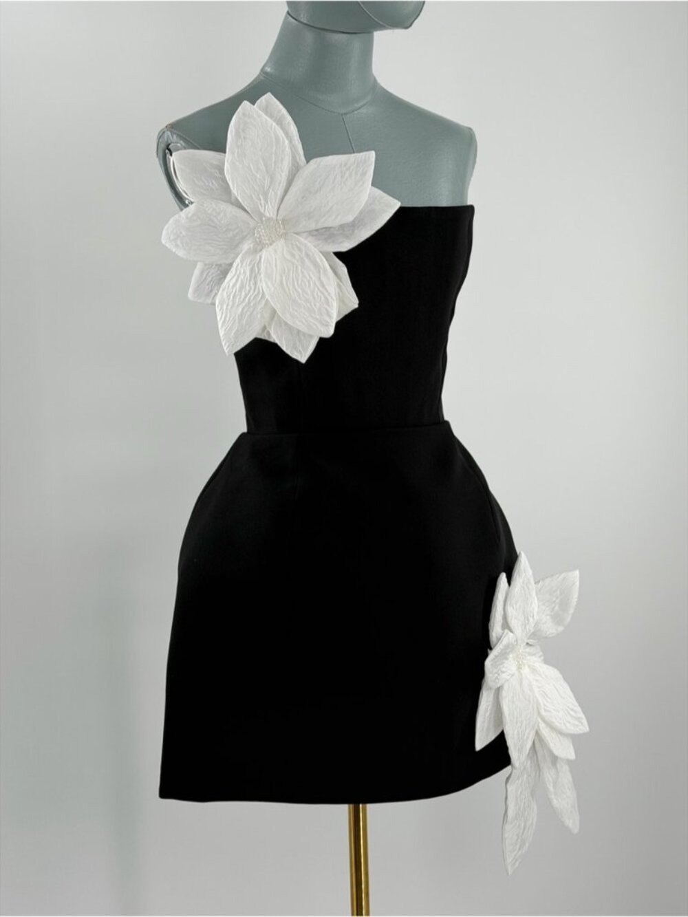 🆕 BRONX & BANCO 🧿 NWOT Jasmine Maraya Black & White Mini Dress, Sz XS US 2 - Picture 10 of 15